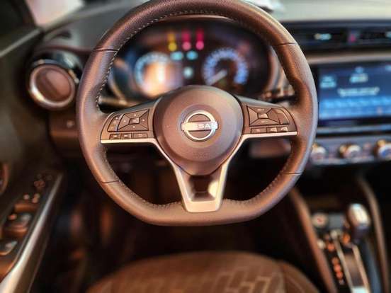 NISSAN-KICKS-2023