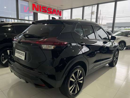 NISSAN-KICKS-2023