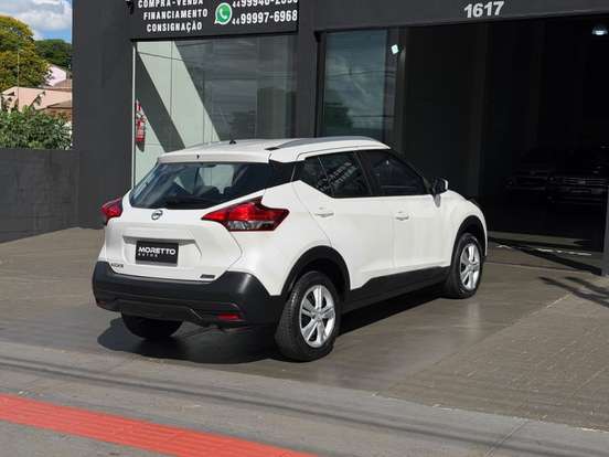 NISSAN-KICKS-2017