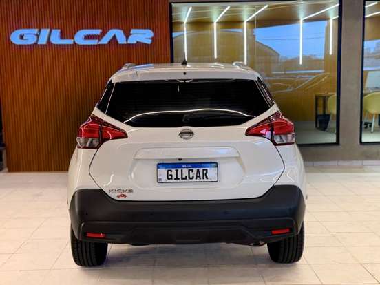 NISSAN-KICKS-2018