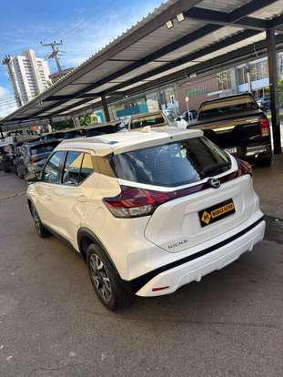 NISSAN-KICKS-2022