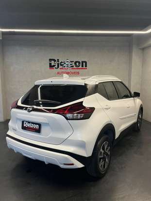 NISSAN-KICKS-2023