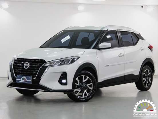 NISSAN-KICKS-2022
