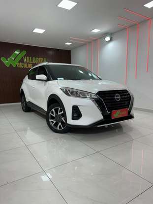 NISSAN-KICKS-2022
