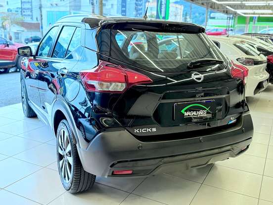 NISSAN-KICKS-2017