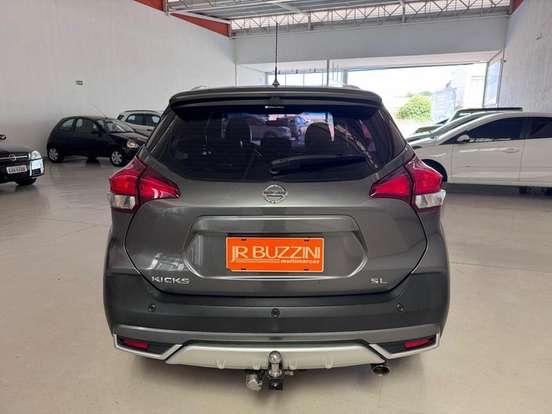 NISSAN-KICKS-2016