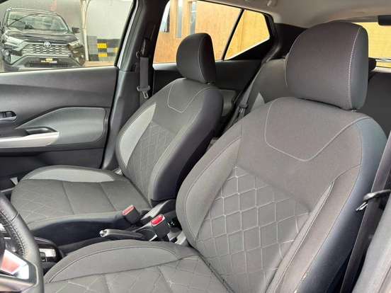 NISSAN-KICKS-1.6 16V FLEXSTART SV 4P XTRONIC NISSAN-KICKS-2019