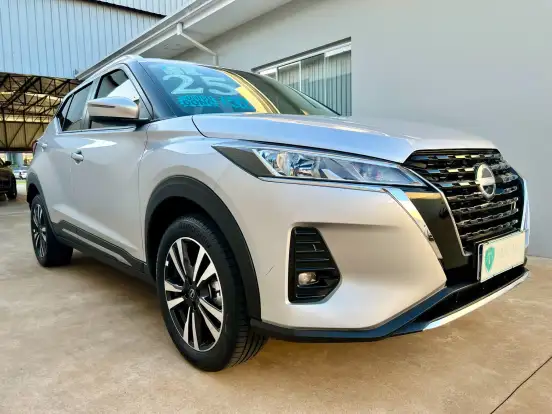 NISSAN-KICKS PLAY-2025