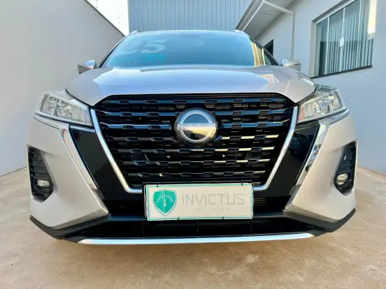 NISSAN-KICKS PLAY-2025