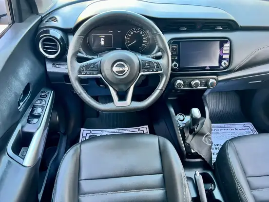 NISSAN-KICKS PLAY-2025