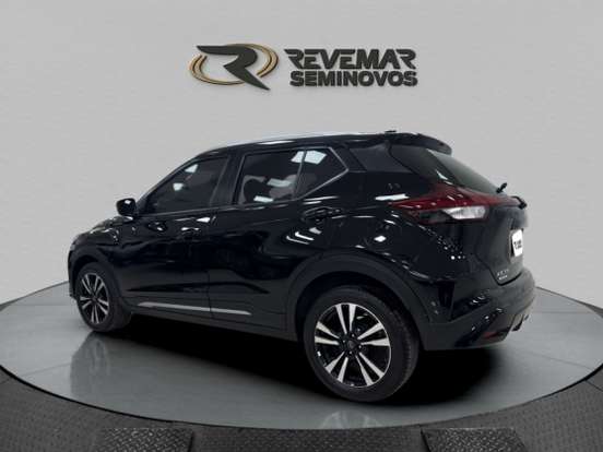 NISSAN-KICKS PLAY-2025
