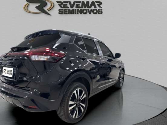 NISSAN-KICKS PLAY-2025