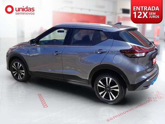 NISSAN-KICKS PLAY-2025