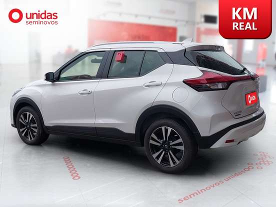NISSAN-KICKS PLAY-2025
