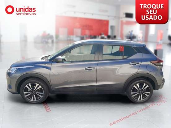 NISSAN-KICKS PLAY-2025