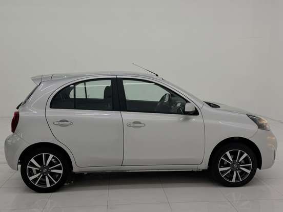 NISSAN-MARCH-2017