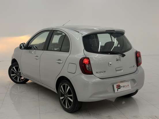 NISSAN-MARCH-1.6 SL 16V FLEXSTART 4P XTRONIC NISSAN-MARCH-2017