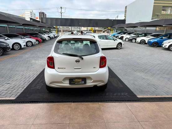 NISSAN-MARCH-2015