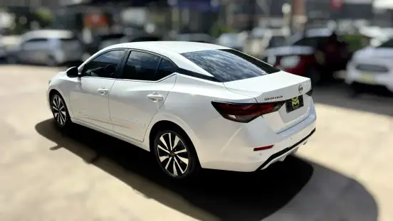 NISSAN-SENTRA-2025