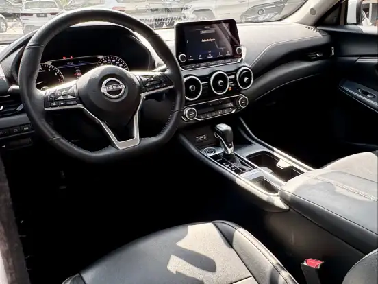 NISSAN-SENTRA-2025