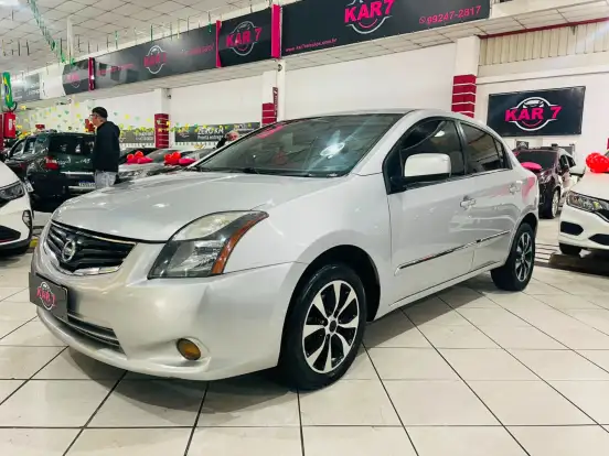 NISSAN-SENTRA-2012
