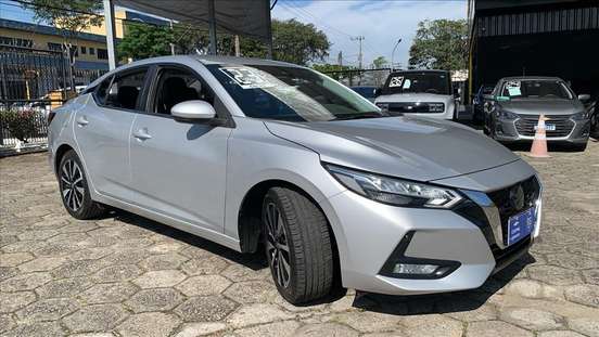 NISSAN-SENTRA-2023