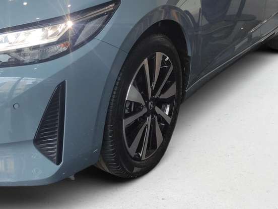 NISSAN-SENTRA-2024