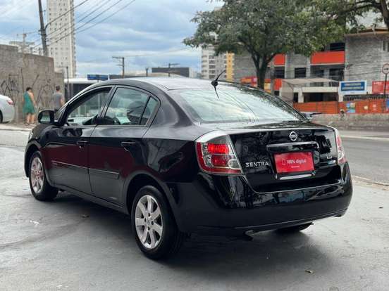 NISSAN-SENTRA-2008