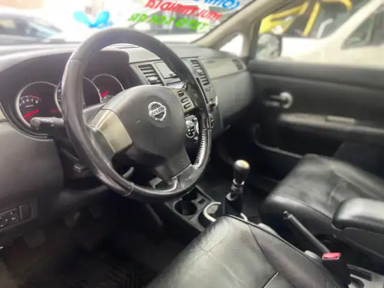 NISSAN-TIIDA-1.8 SL 16V FLEX 4P MANUAL NISSAN-TIIDA-2012