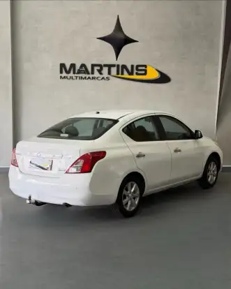 NISSAN-VERSA-2014