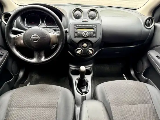 NISSAN-VERSA-2014