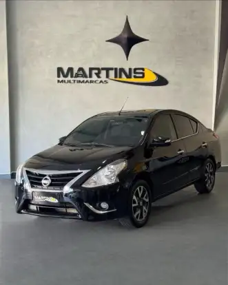 NISSAN-VERSA-2017