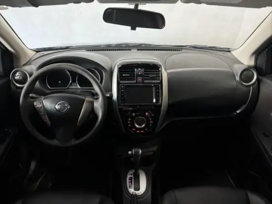 NISSAN-VERSA-1.6 16V FLEXSTART UNIQUE 4P XTRONIC NISSAN-VERSA-2017