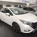 NISSAN VERSA 1.6 16V FLEX EXCLUSIVE XTRONIC NISSAN VERSA 1.6 16V FLEX EXCLUSIVE XTRONIC