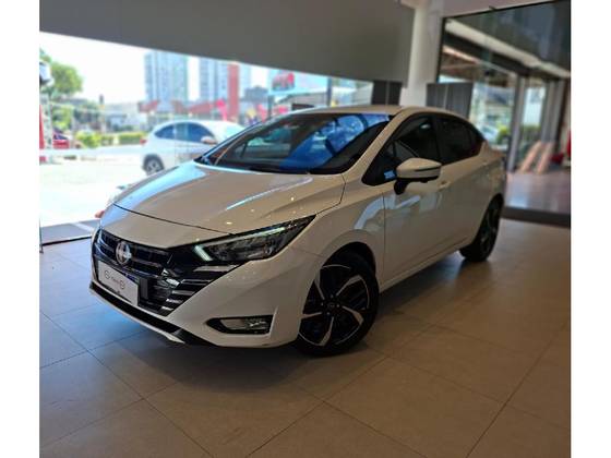 NISSAN VERSA 1.6 16V FLEX EXCLUSIVE XTRONIC