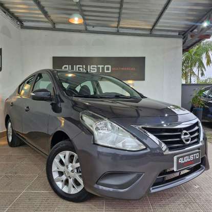 NISSAN-VERSA-2019