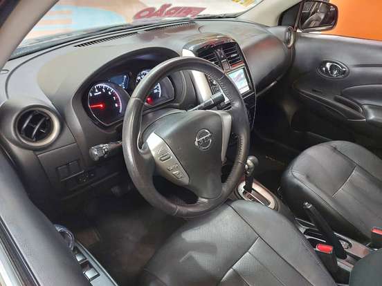 NISSAN-VERSA-2018