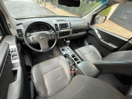 NISSAN-FRONTIER-2.5 LE ATTACK 4X4 CD TURBO ELETRONIC DIESEL 4P AUTOMÁTICO NISSAN-FRONTIER-2011