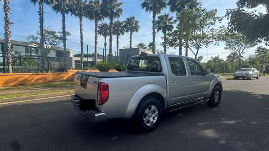 NISSAN-FRONTIER-2011