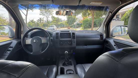 NISSAN-FRONTIER-2011
