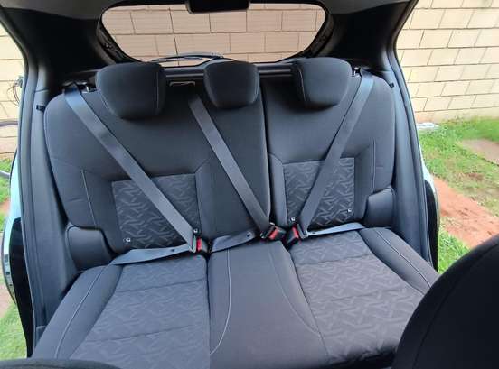 NISSAN-KICKS-2024