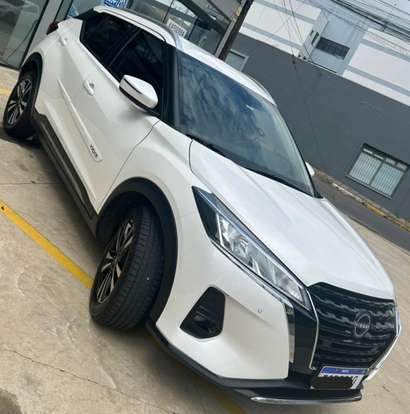 NISSAN-KICKS PLAY-2025