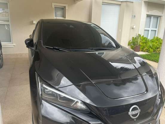 NISSAN-LEAF-2022