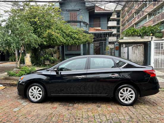 NISSAN-SENTRA-2.0 S 16V FLEXSTART 4P AUTOMÁTICO NISSAN-SENTRA-2017