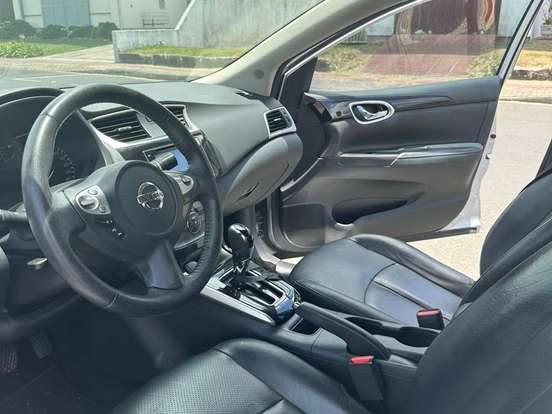 NISSAN-SENTRA-2.0 SV 16V FLEXSTART 4P AUTOMÁTICO NISSAN-SENTRA-2018