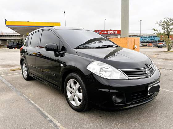 NISSAN TIIDA 1.8 SL 16V FLEX 4P AUTOMÁTICO