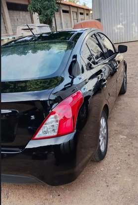 NISSAN-VERSA-2016