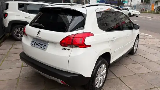 PEUGEOT-2008-2015