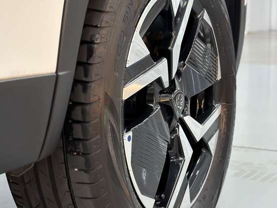 PEUGEOT-2008-1.0 TURBO 200 FLEX ALLURE CVT PEUGEOT-2008-2024