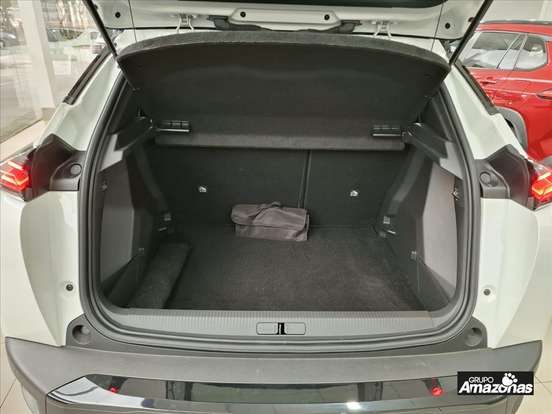 PEUGEOT-2008-2025